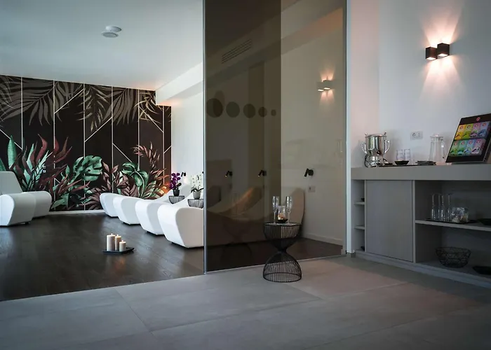 Hilton Garden Venice Hotel 4*