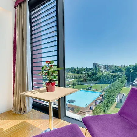 هيلتون غاردن إن البندقية ميستري